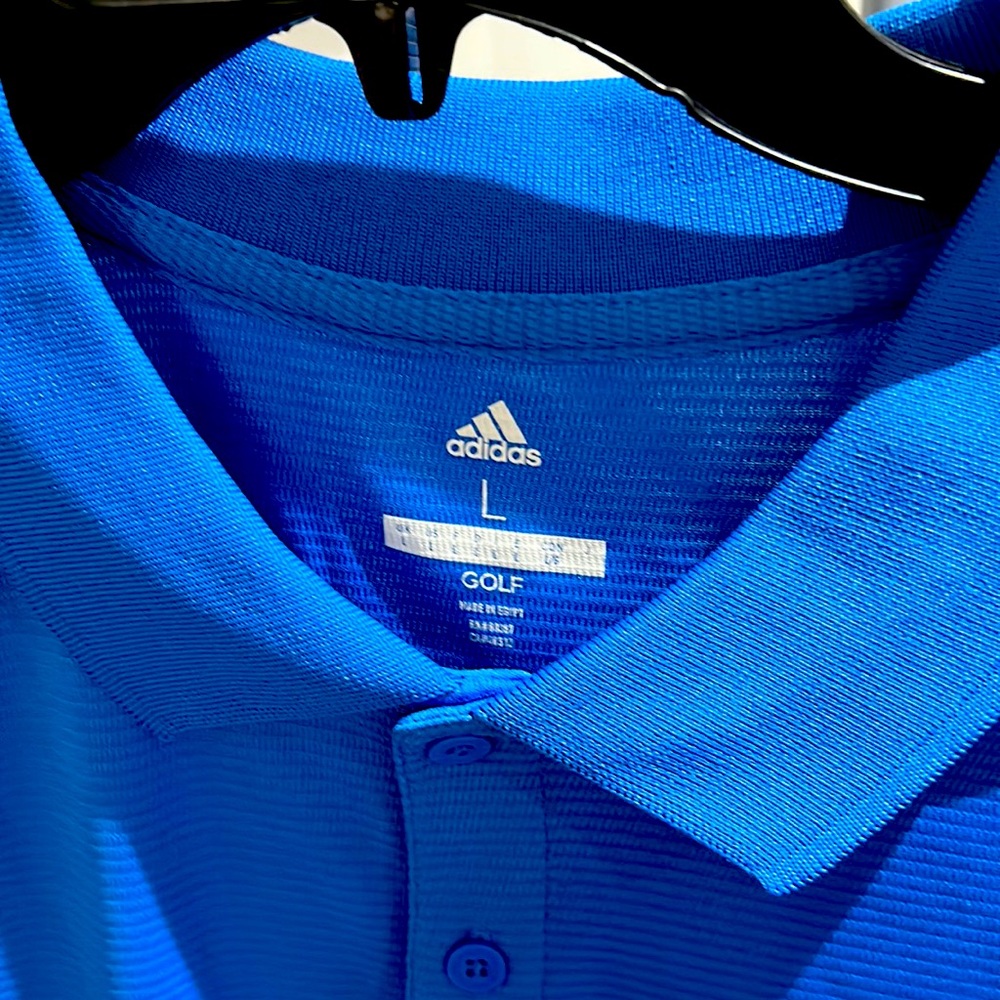 Men’s golf shirt